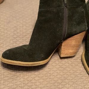 Steve Madden black suede booties